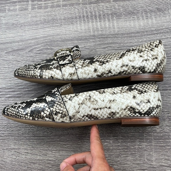 NEW! Talbots Ryan D-Ring Loafers Embossed. 8.5M. - Picture 13 of 15